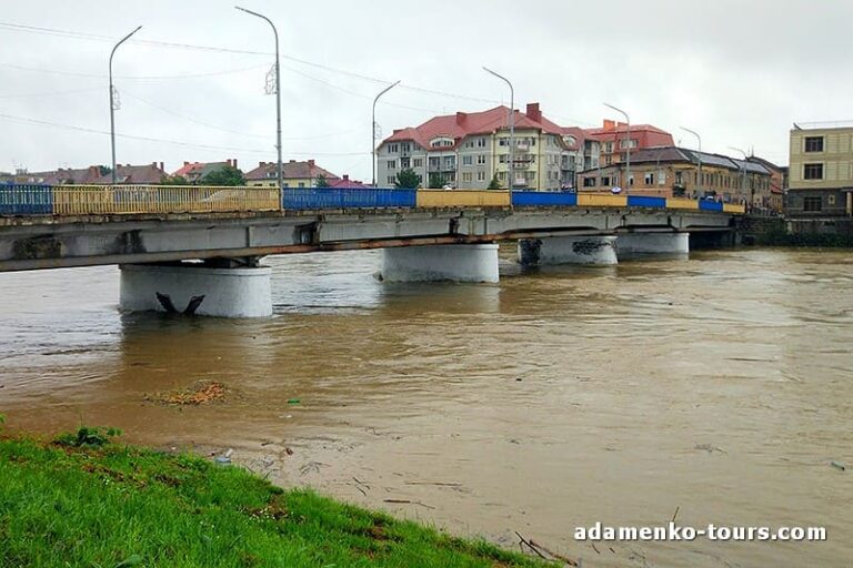 Старый мост Мукачева
