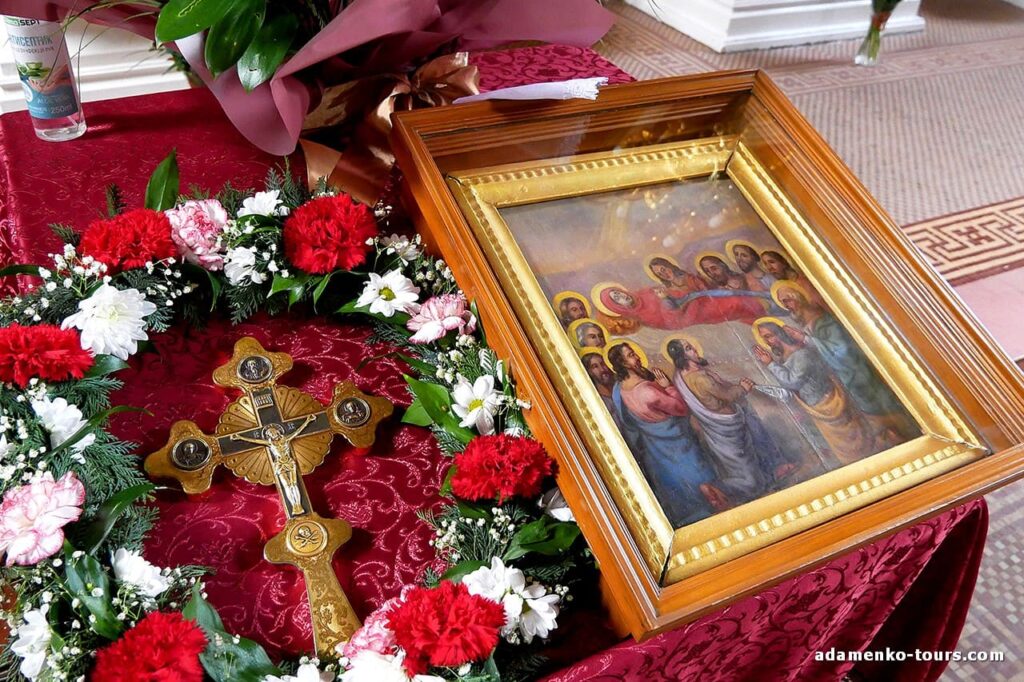 Белки. Греко-католическая церковь Святоуспения Пресвятой Богородицы.