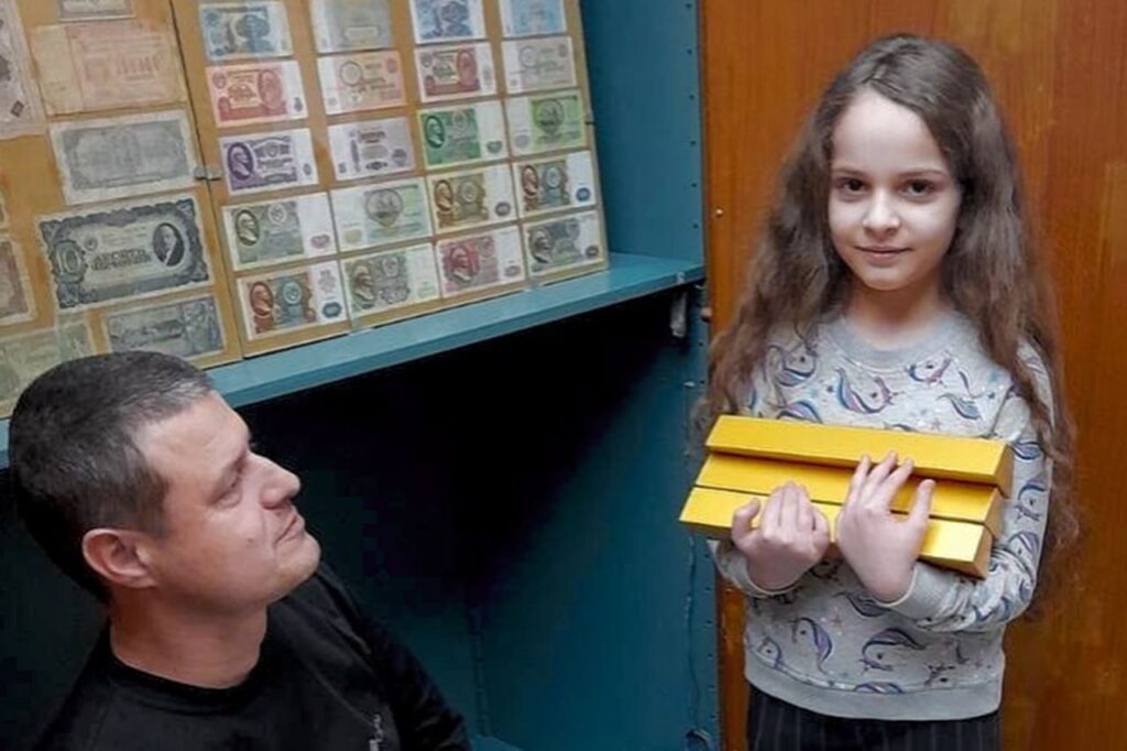 Дитяча екскурсія в Австро-Угорський банк