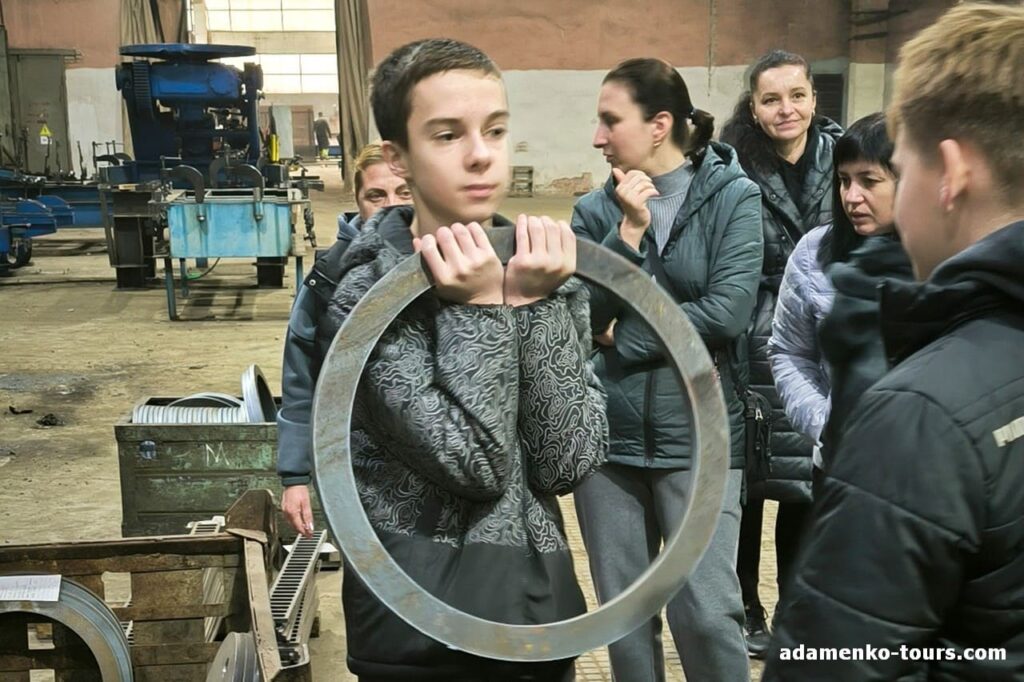 дитяча екскурсія Долина драконів