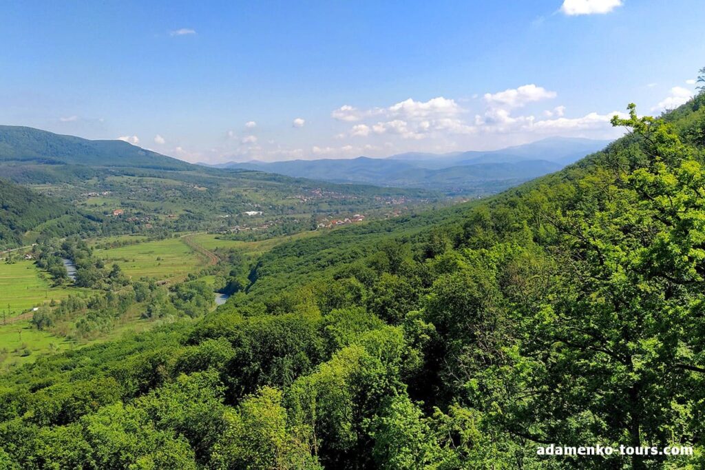 екскурсія Скелі Кохання